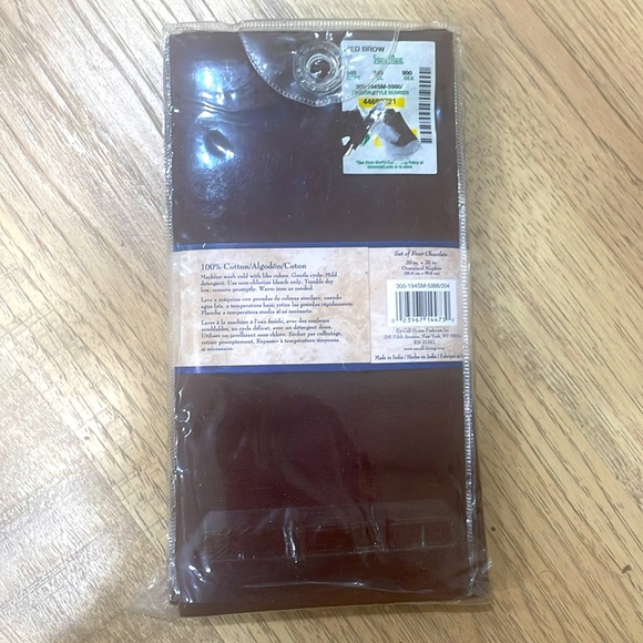 Vintage | Kemp & Beatley | Set of 4 Chocolate Oversized Cotton Napkins - Picture 2 of 4